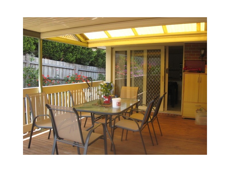 3 Fernshaw Gardens, Hallam VIC 3803