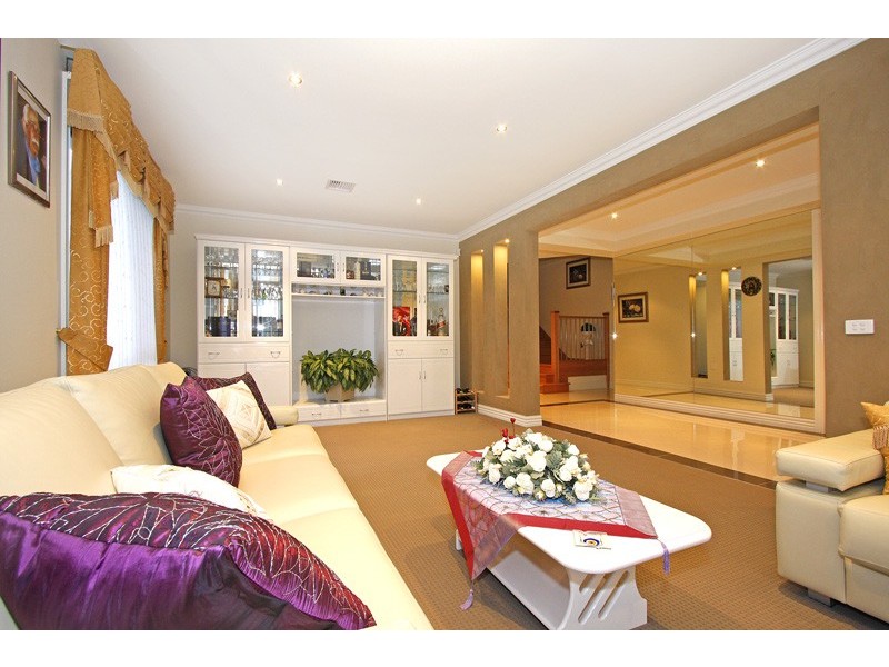 19 Sigvard Boulevard, Hallam VIC 3803