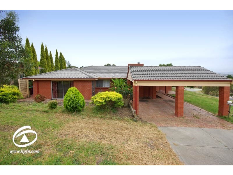 1 Candlebark Close, Hampton Park VIC 3976