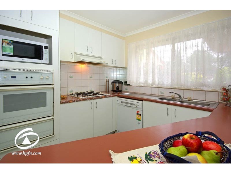 1 Candlebark Close, Hampton Park VIC 3976
