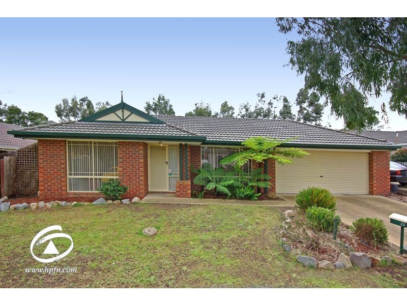 23 Dutton Close, Lynbrook VIC 3975