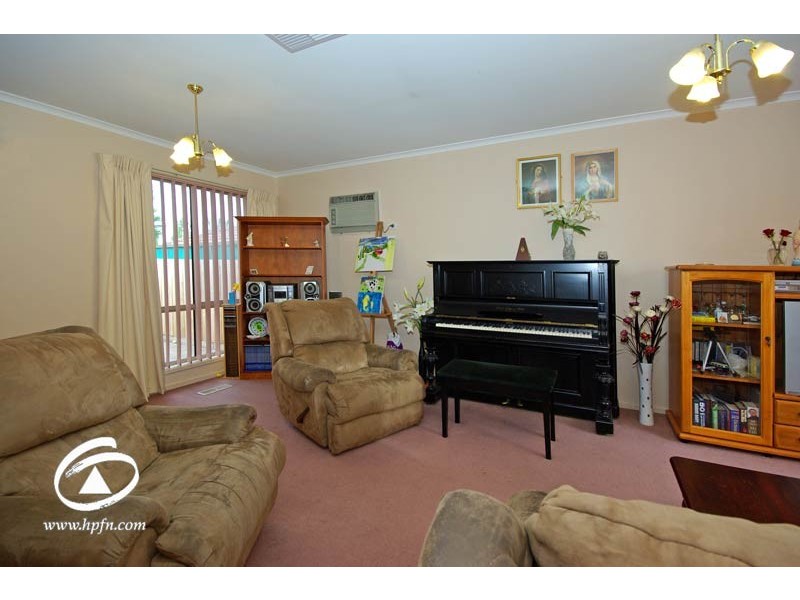 9 Craigie Court, Hampton Park VIC 3976
