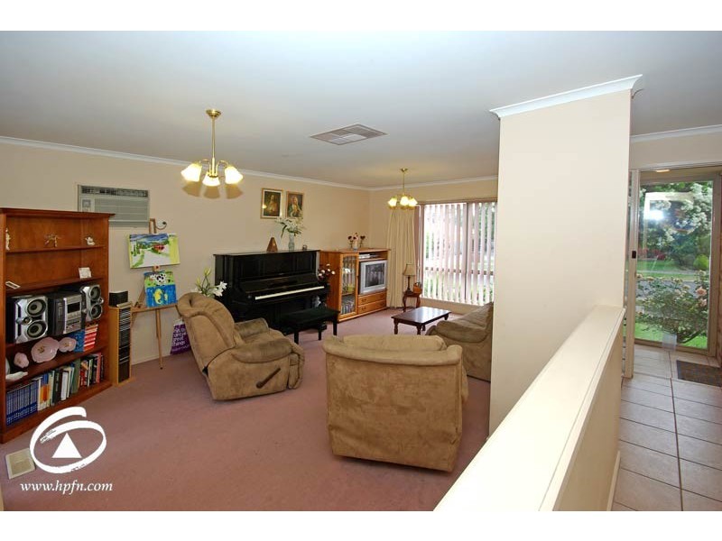 9 Craigie Court, Hampton Park VIC 3976