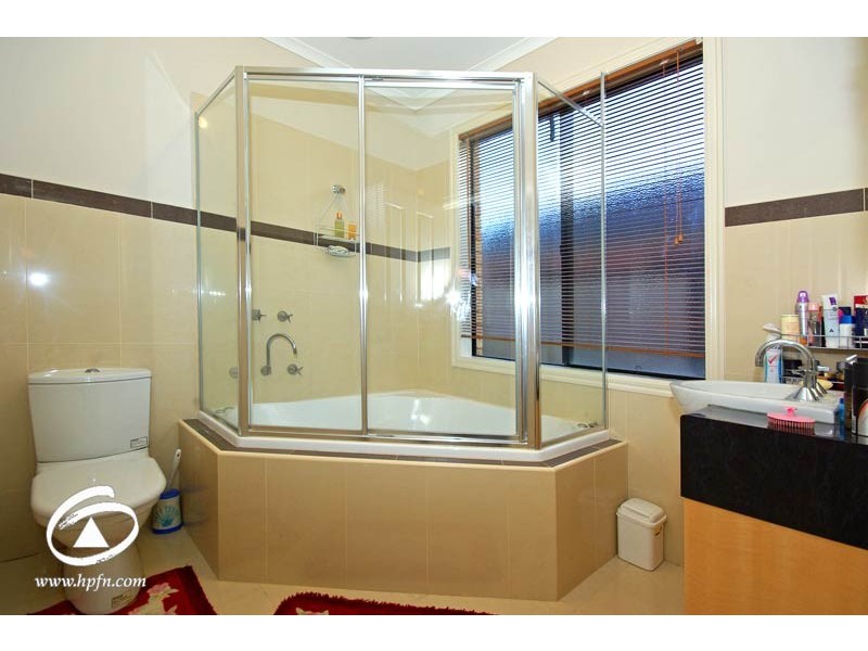 52 Penton Way, Lynbrook VIC 3975