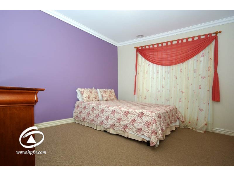 52 Penton Way, Lynbrook VIC 3975