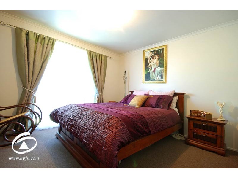 60 Strong Drive, Hampton Park VIC 3976