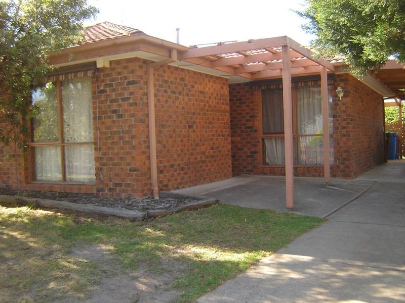 22 Geraldine Drive, Hampton Park VIC 3976