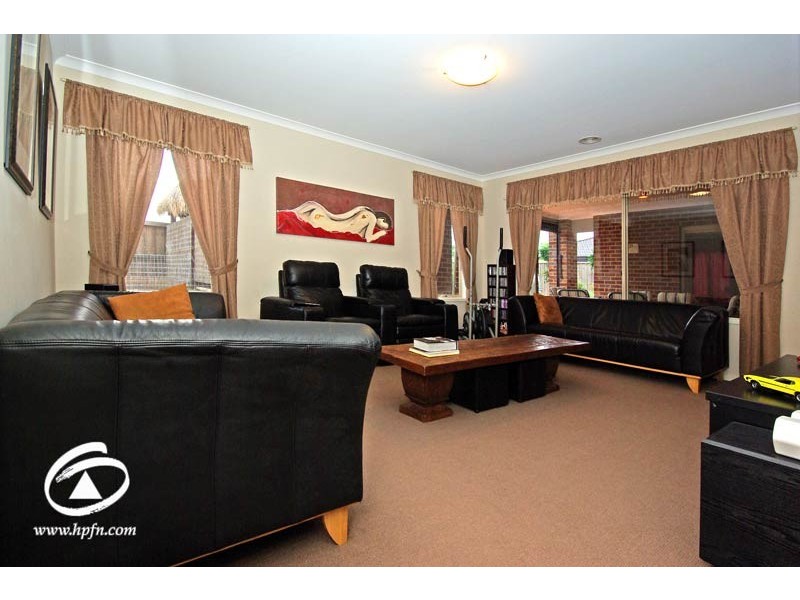 4 King Fern Close, Lyndhurst VIC 3975