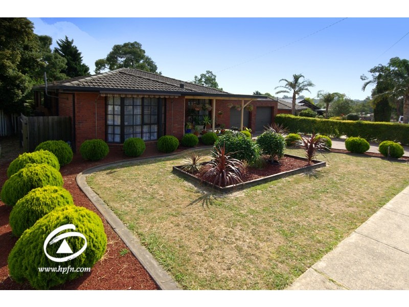 24 Beth Court, Hampton Park VIC 3976