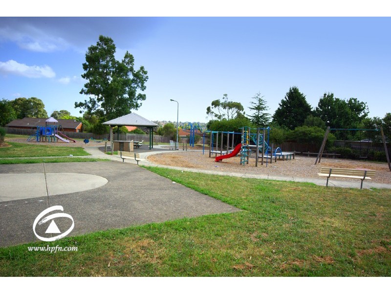 24 Beth Court, Hampton Park VIC 3976