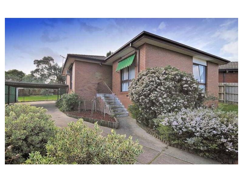 13 Barnsbury Close, Hampton Park VIC 3976