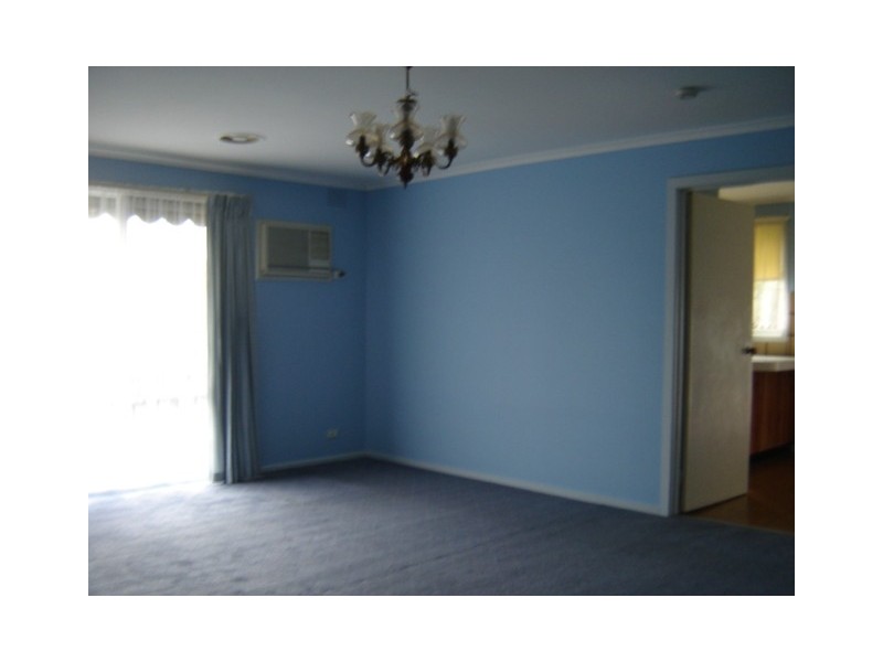 13 Barnsbury Close, Hampton Park VIC 3976