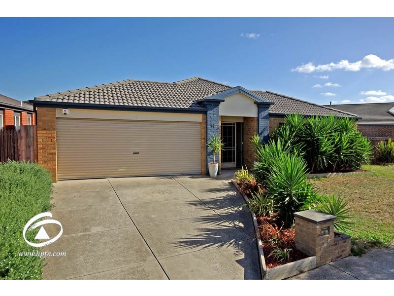 74 Seebeck Drive, Narre Warren South VIC 3805