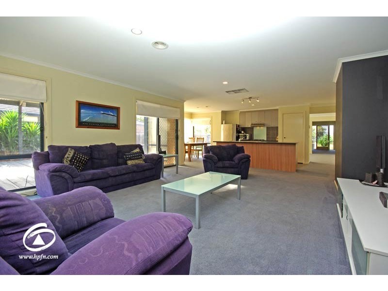 74 Seebeck Drive, Narre Warren South VIC 3805