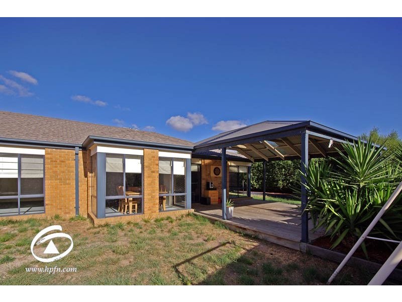 74 Seebeck Drive, Narre Warren South VIC 3805