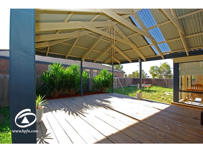 74 Seebeck Drive, Narre Warren South VIC 3805