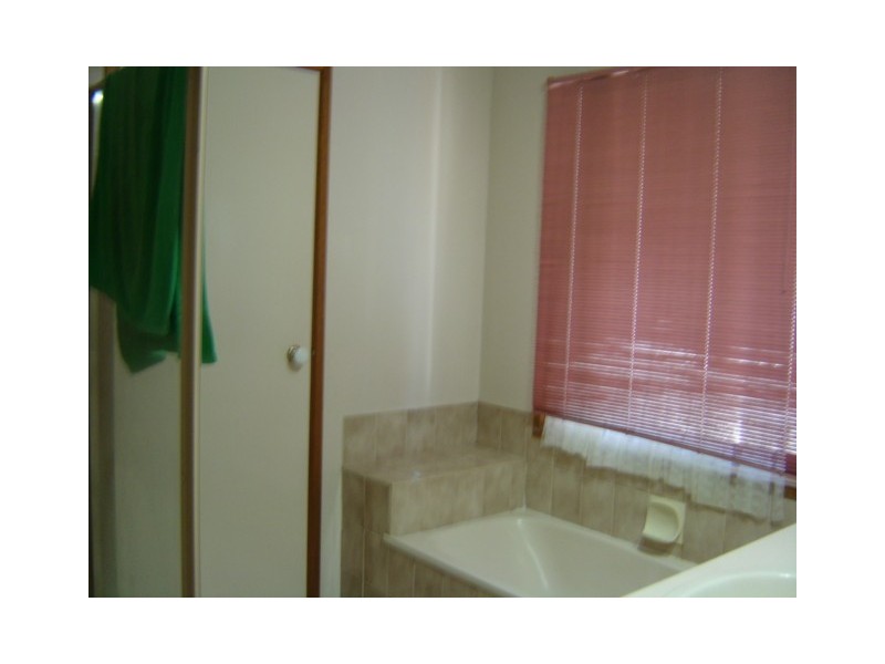 6 Janet Court, Hampton Park VIC 3976