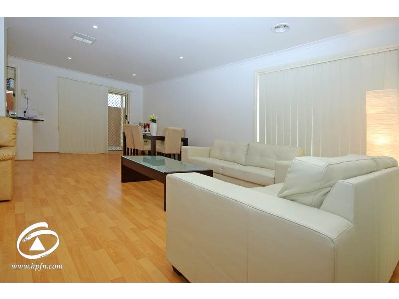 3/6-8 Strabane Way, Hampton Park VIC 3976
