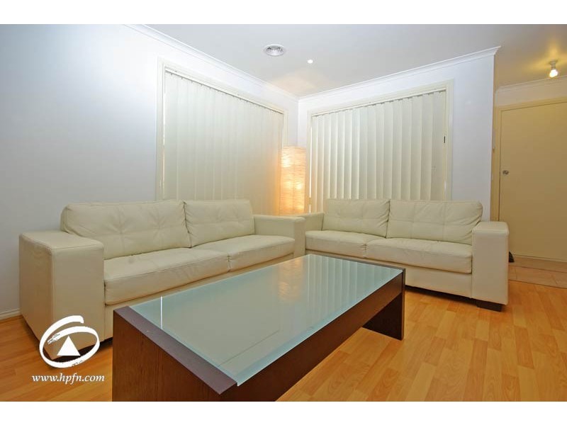 3/6-8 Strabane Way, Hampton Park VIC 3976
