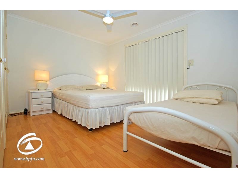 3/6-8 Strabane Way, Hampton Park VIC 3976
