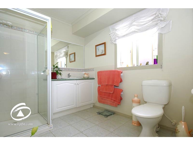 9 Macleod Way, Lynbrook VIC 3975