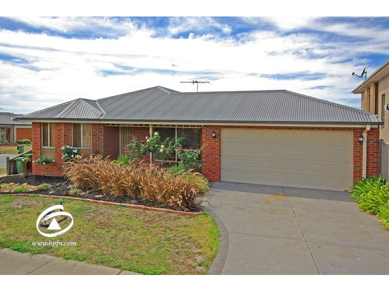13 Red Oak Terrace, Lyndhurst VIC 3975