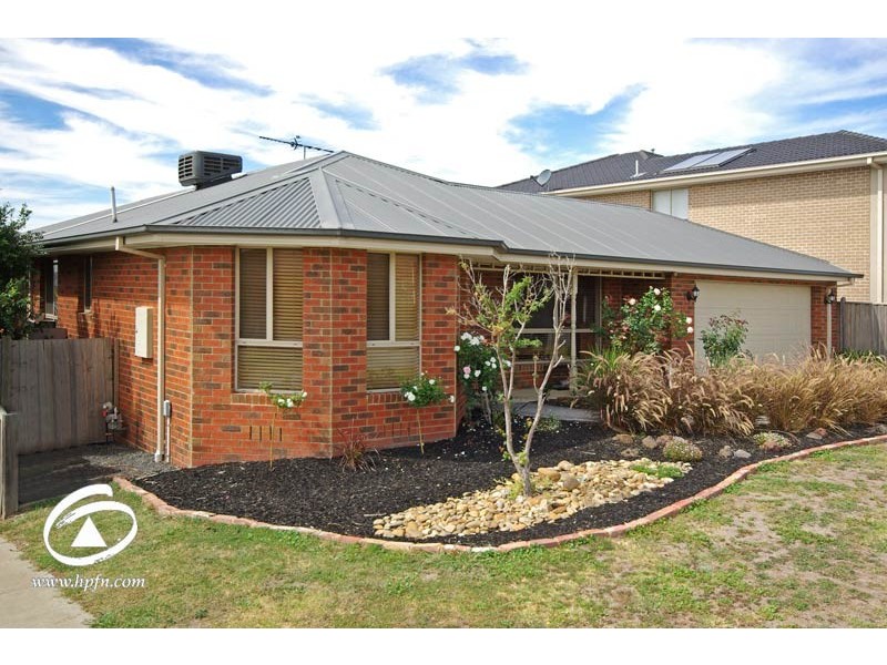 13 Red Oak Terrace, Lyndhurst VIC 3975