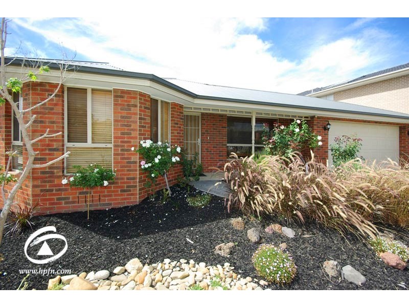 13 Red Oak Terrace, Lyndhurst VIC 3975