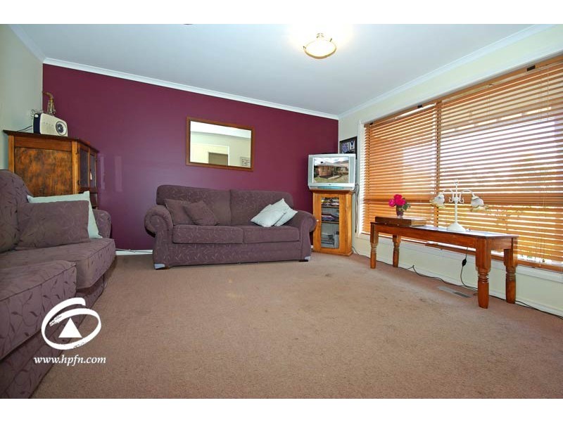 13 Red Oak Terrace, Lyndhurst VIC 3975