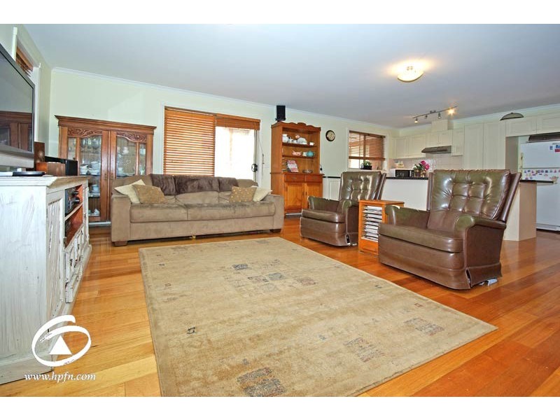 13 Red Oak Terrace, Lyndhurst VIC 3975