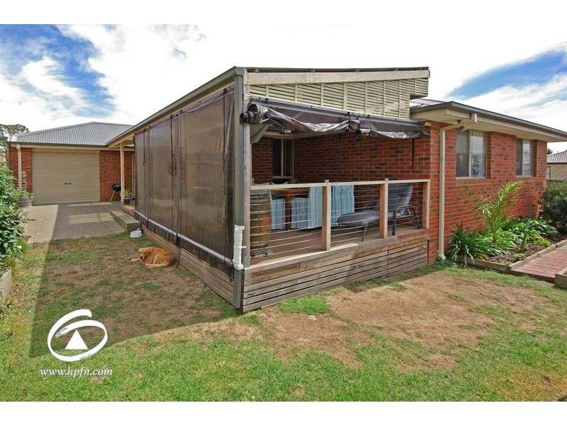 13 Red Oak Terrace, Lyndhurst VIC 3975