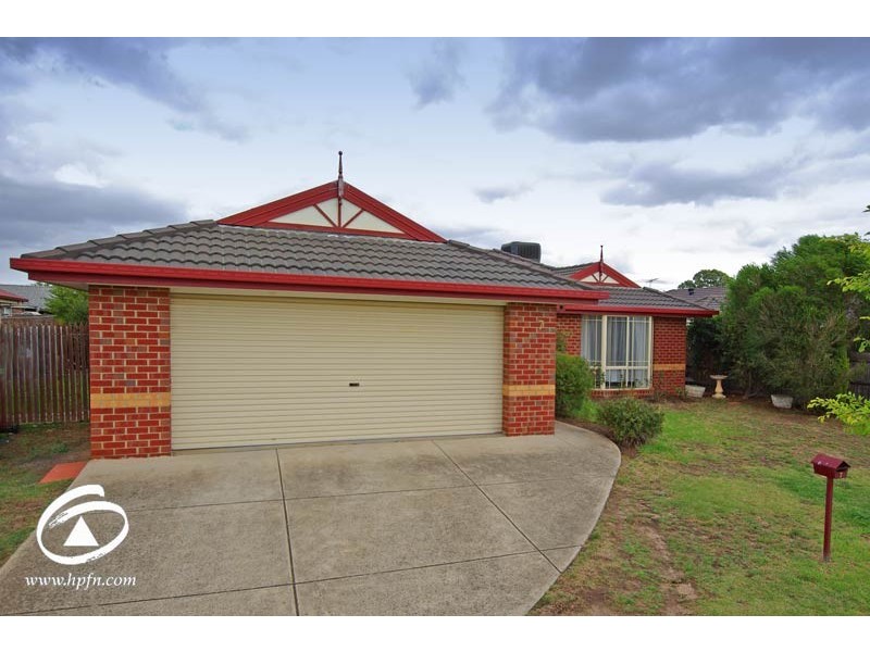 7 Macleod Way, Lynbrook VIC 3975