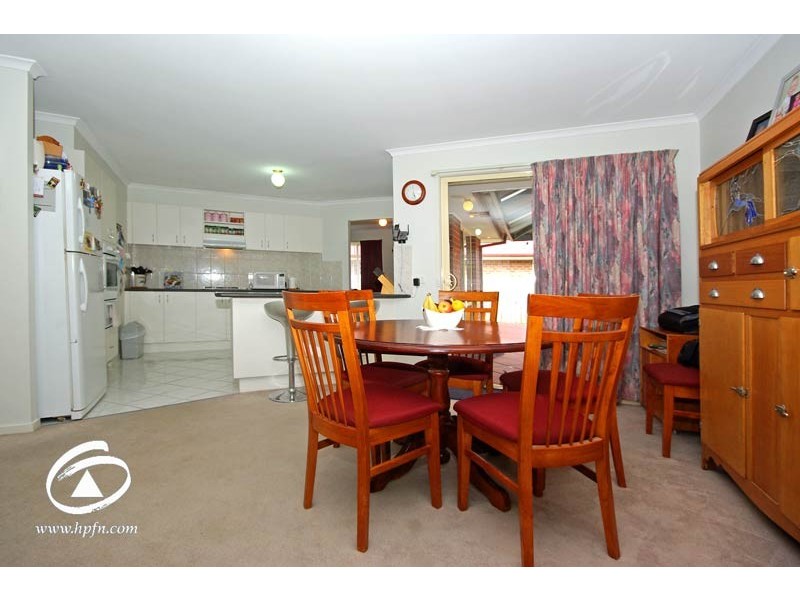 7 Macleod Way, Lynbrook VIC 3975