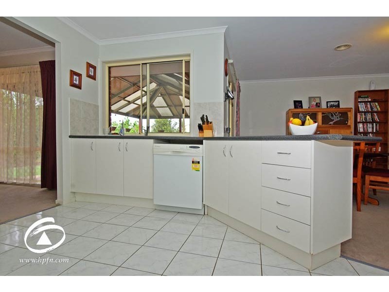 7 Macleod Way, Lynbrook VIC 3975