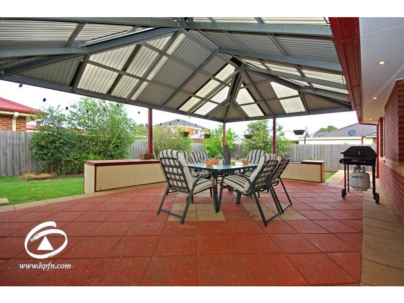 7 Macleod Way, Lynbrook VIC 3975