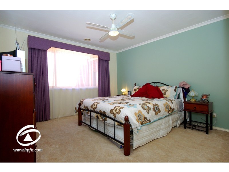 15 Lassiter Court, Narre Warren South VIC 3805