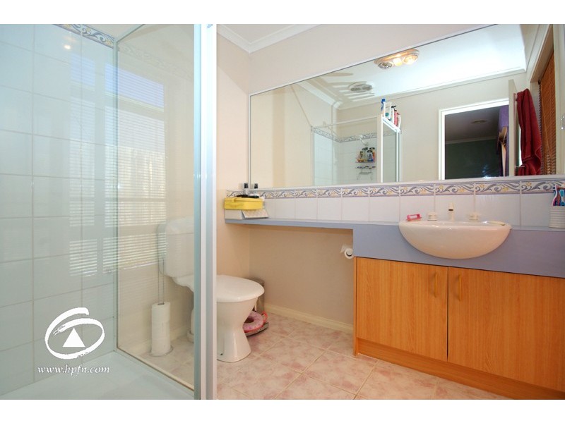 15 Lassiter Court, Narre Warren South VIC 3805