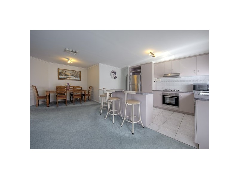 12 Cumulus Court, Hampton Park VIC 3976