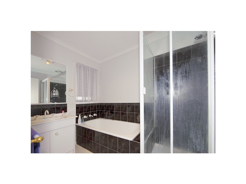 12 Cumulus Court, Hampton Park VIC 3976