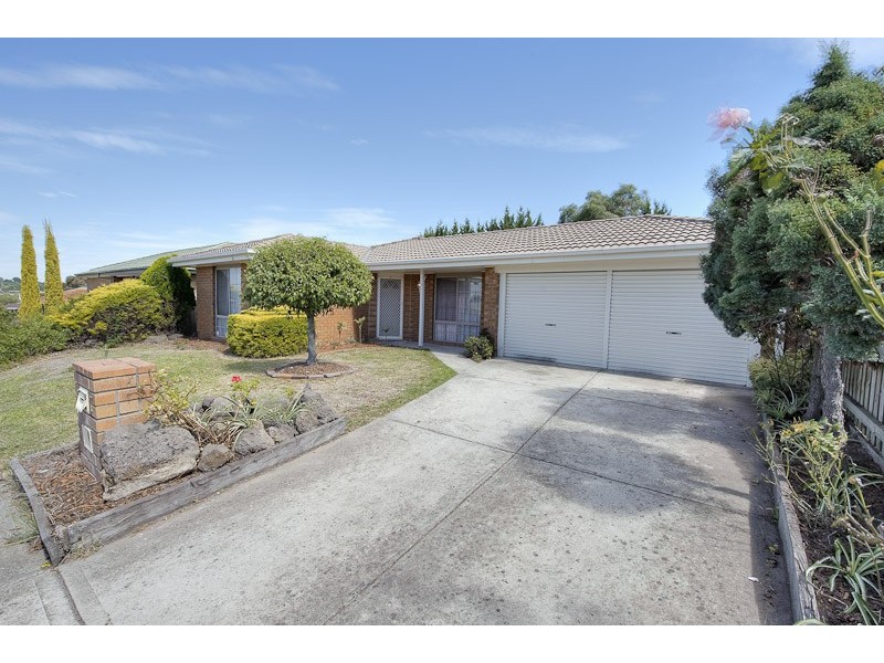 7 Cottswold Avenue, Narre Warren VIC 3805