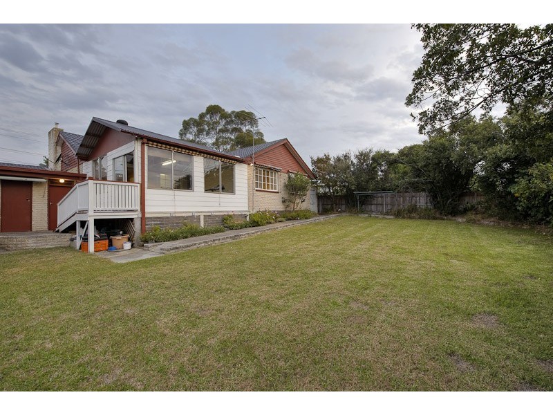 19 Adam Avenue, Hallam VIC 3803