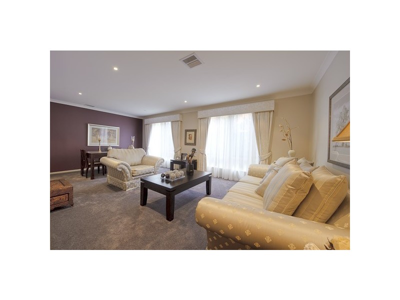 9 Crabapple Close, Lyndhurst VIC 3975