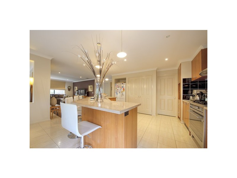 9 Crabapple Close, Lyndhurst VIC 3975