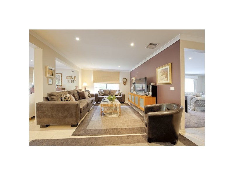 9 Crabapple Close, Lyndhurst VIC 3975