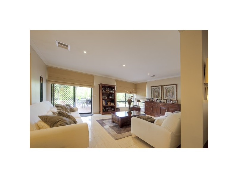 9 Crabapple Close, Lyndhurst VIC 3975