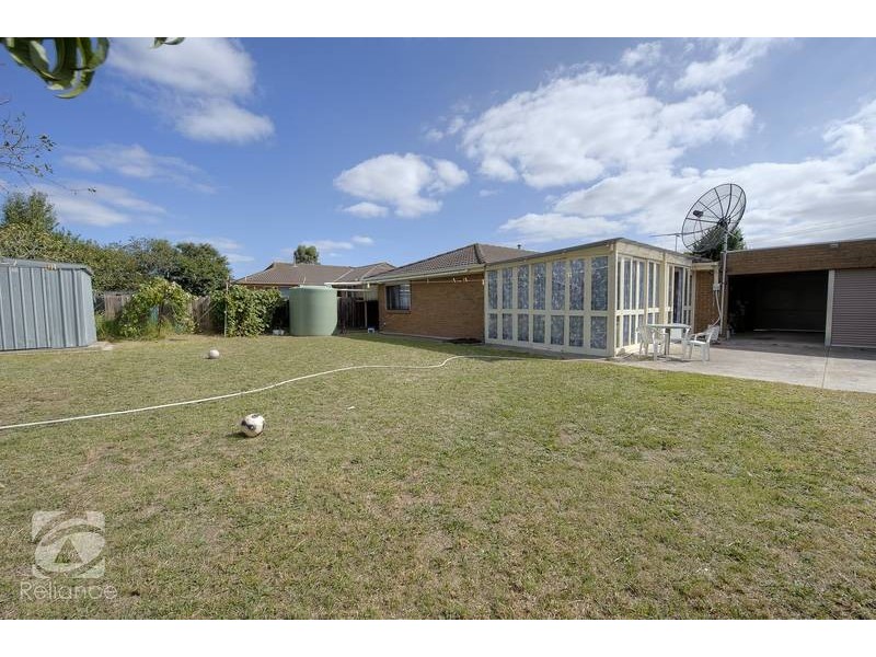 30 General Joshua Drive, Hampton Park VIC 3976
