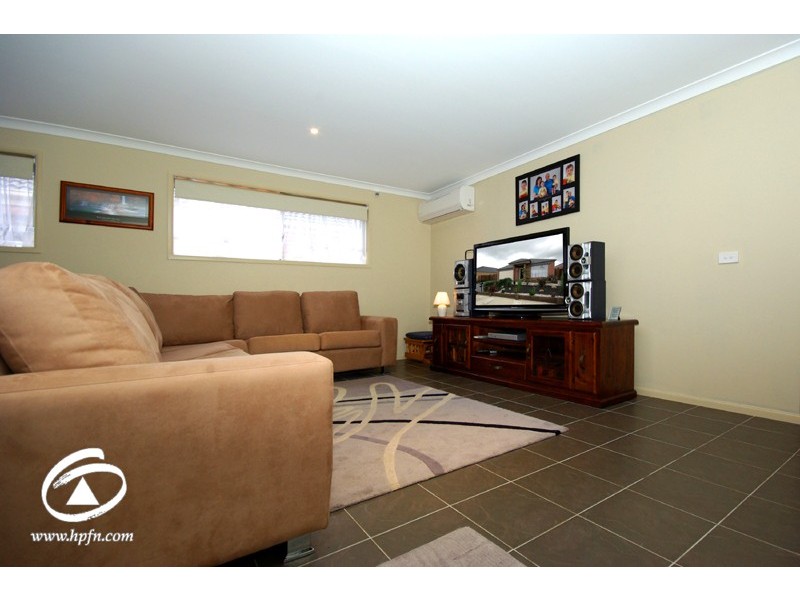 27 Tobin Way, Lyndhurst VIC 3975