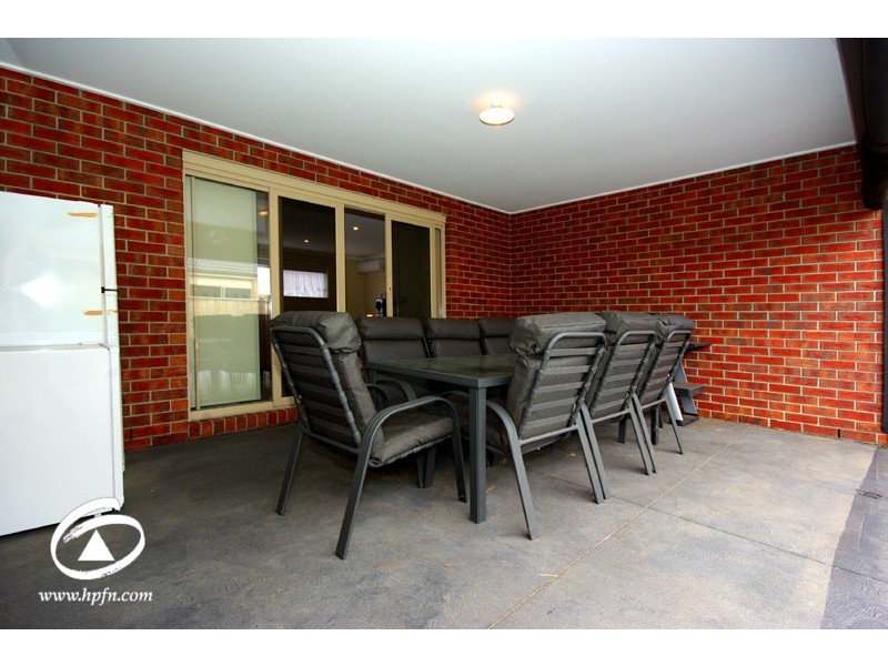 27 Tobin Way, Lyndhurst VIC 3975