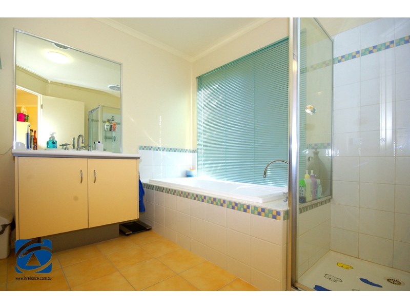 7 Sugar Bush Drive, Lynbrook VIC 3975