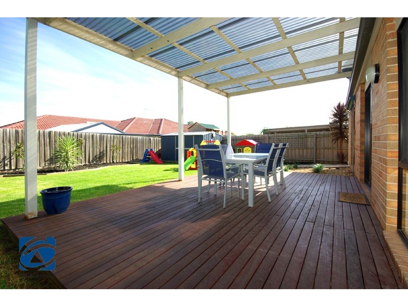 7 Sugar Bush Drive, Lynbrook VIC 3975